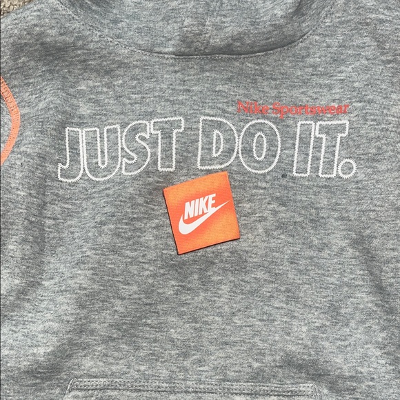 Nike Kids Gray Sweatpants and Hoodie Set - Picture 8 of 13